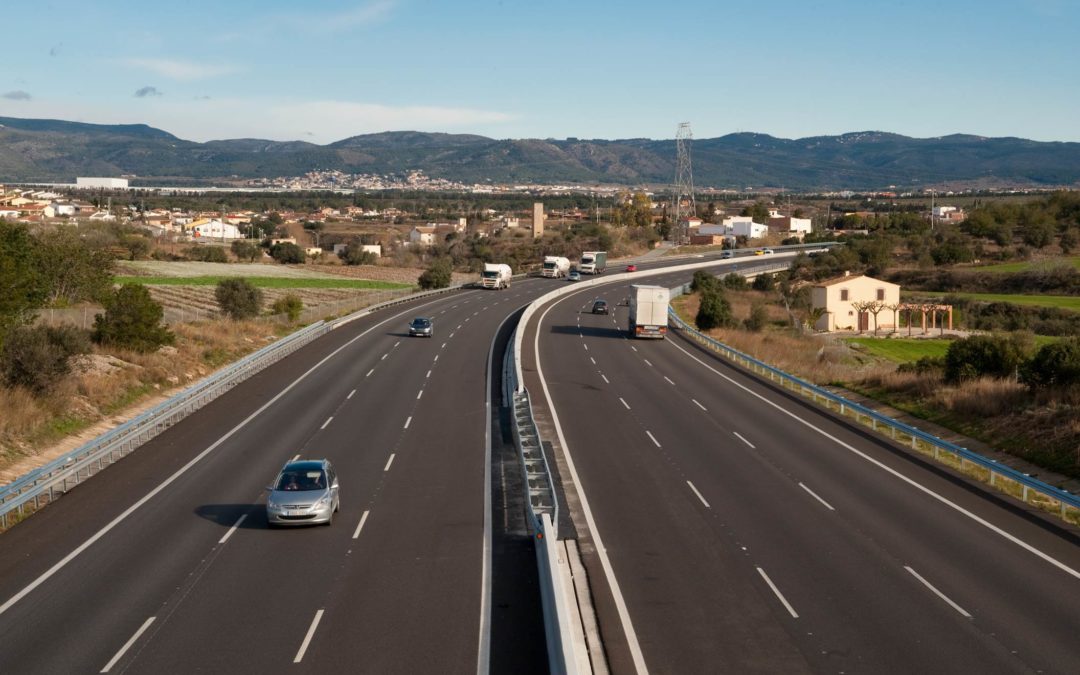 La autopista AP-2 y el tramo de la AP-7 entre Tarragona y La Jonquera, más cerca de decir adiós a los peajes