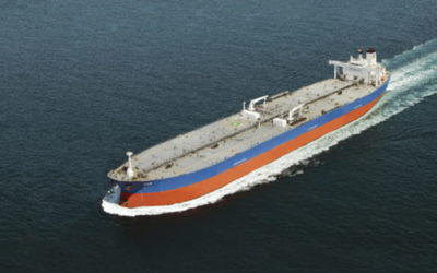 Repsol produce en Tarragona un nuevo combustible marítimo que reduce sus emisiones en el mar