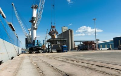 El tráfico del Puerto en marzo baja un 10% respecto a febrero