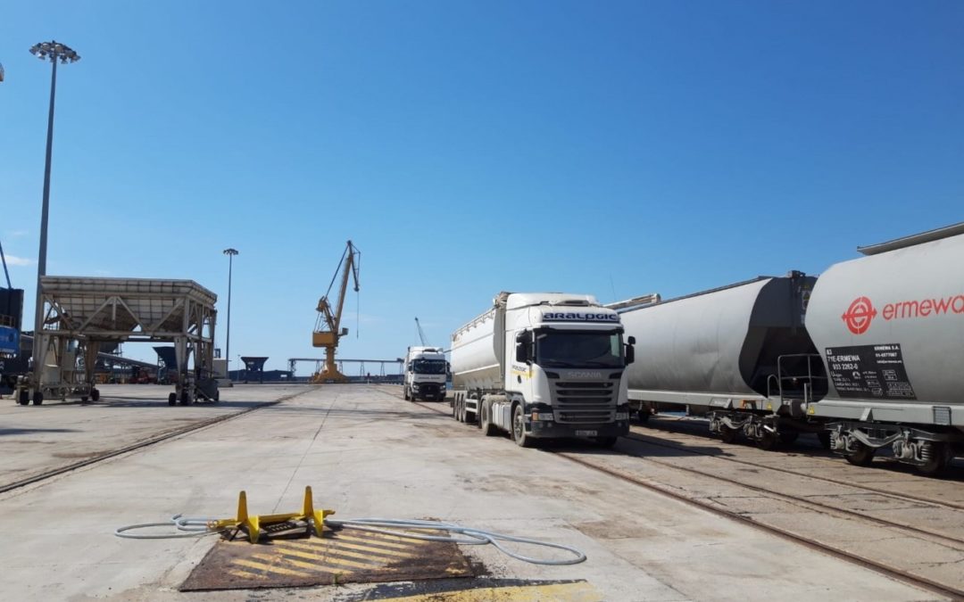 El Puerto realiza una prueba de transporte de soja por ferrocarril  