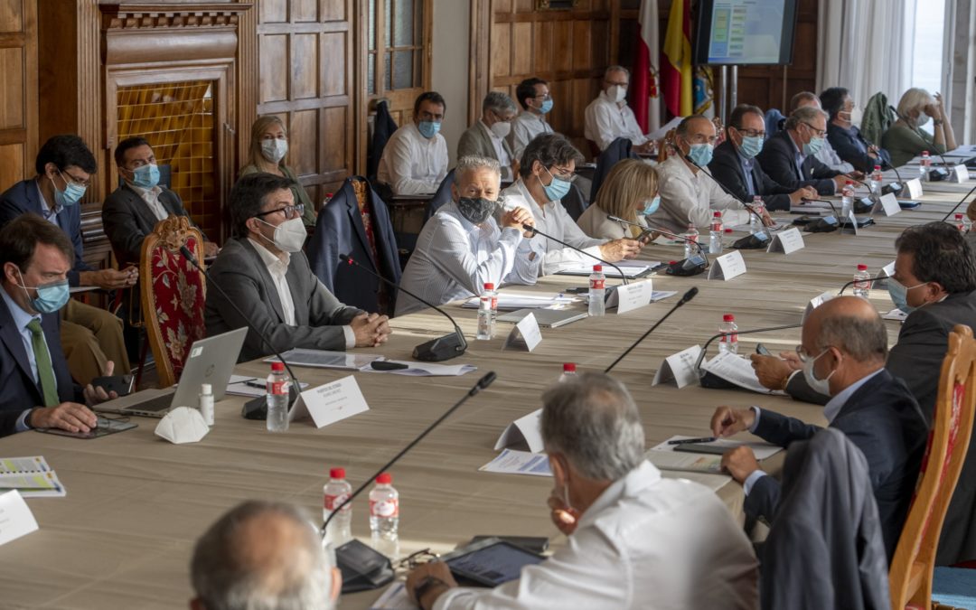 Los puertos estatales acuerdan liderar la protección ambiental como estrategia de crecimiento económico