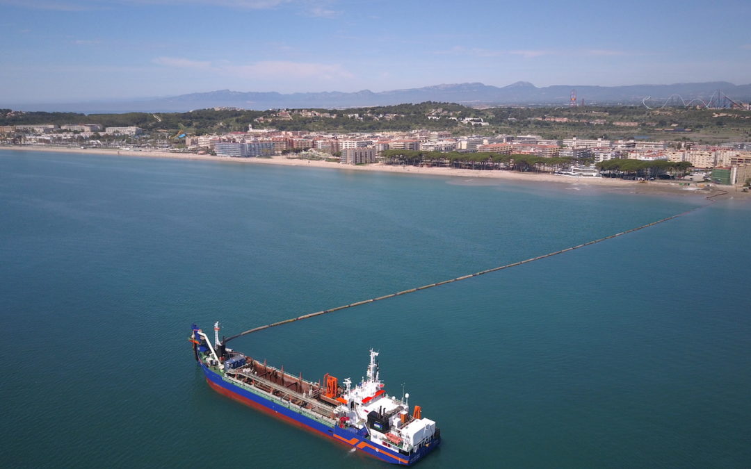 El Port inicia los trabajos de regeneración de la playa de La Pineda