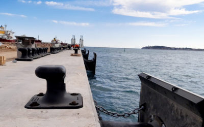 El Port inicia la instalación de los bolardos en el muelle de Balears