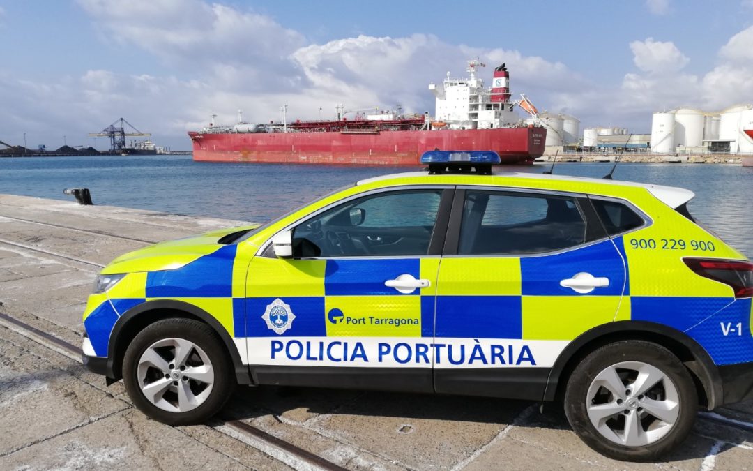 La Policía Portuaria mejora la visualización de sus vehículos