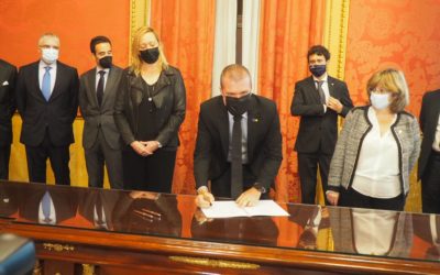 Los puertos de Tarragona y Barcelona formalizan su entrada en el accionariado de la Terminal Intermodal Monzón