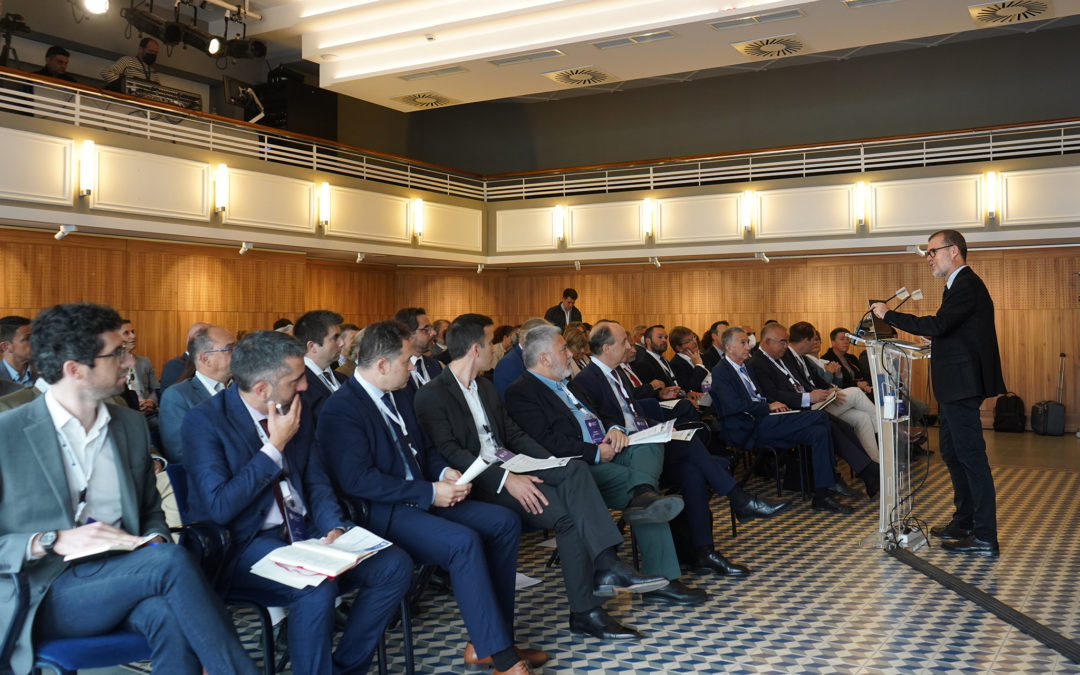 Cruset: » Existe un cambio de paradigma en el sector logístico, a nivel empresarial, social y político»