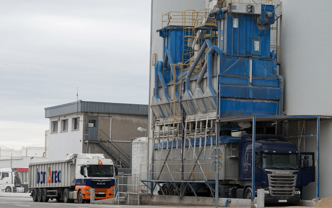 Siguen las tensiones en el mercado agroalimentario por la crisis de Ucrania y la estiba en el Port