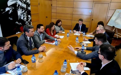 Reus, Tarragona y El Vendrell acuerdan con el Ministerio reabrir los grupos de trabajo para reconfigurar el corredor ferroviario de mercancías