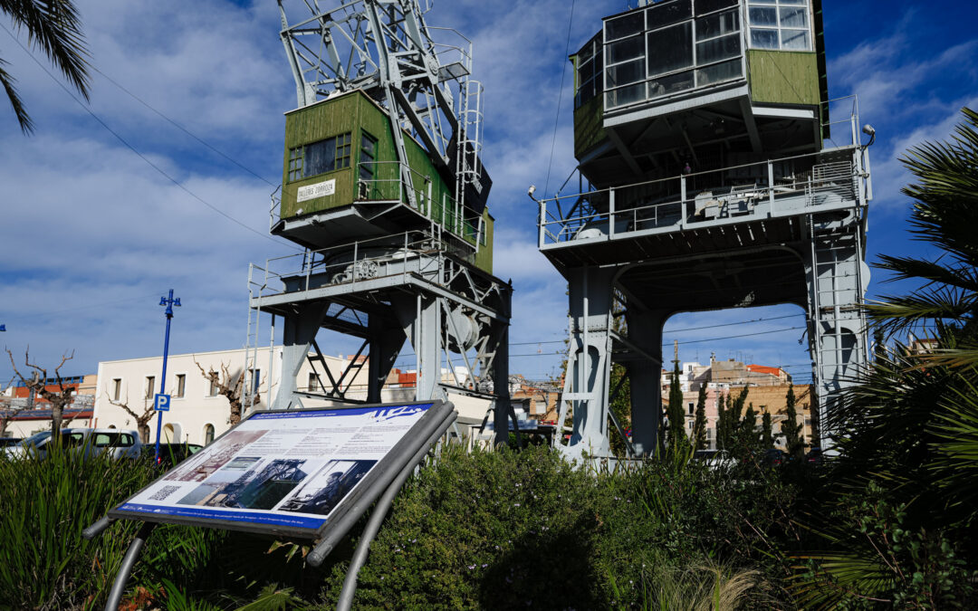 Port Tarragona renueva los paneles informativos de su Ruta Patrimonial